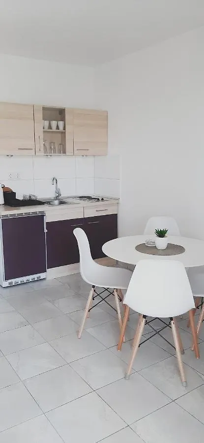 Appartamento Studio Stela Povljana Croazia